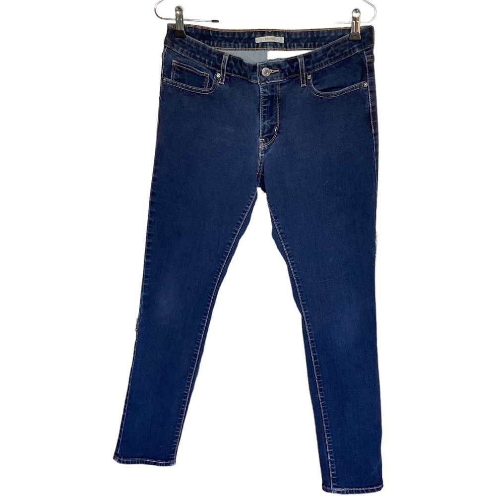 LEVIS WOMENS SKINNY 711 size 31